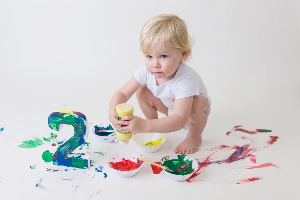 2nd birthday finger paints and play