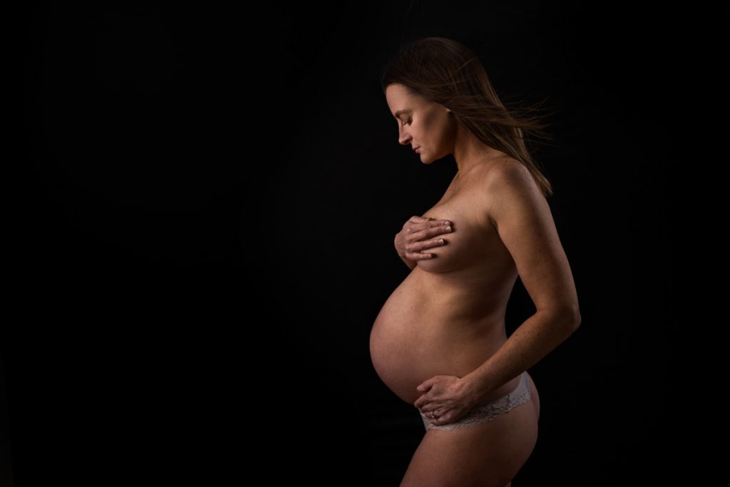 Gravesend Maternity Photographer 1033